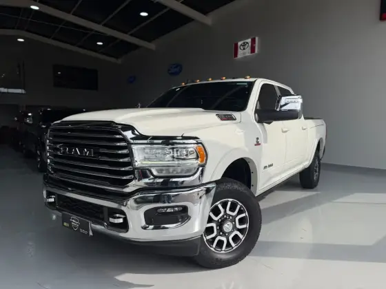 RAM 3500 6.7 I6 TURBO DIESEL LIMITED LONGHORN CD 4X4  AUTOMÁTICO
