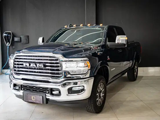 RAM-3500-6.7 I6 TURBO DIESEL LIMITED LONGHORN CD 4X4 AUTOMÁTICO RAM-3500-2024