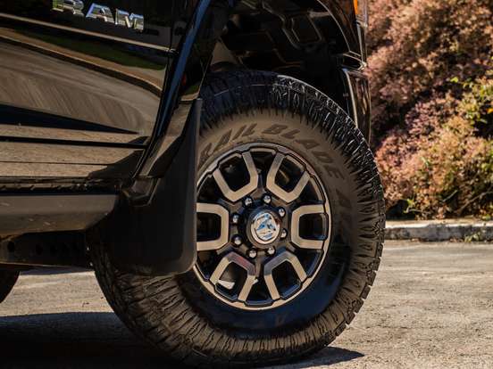 RAM-3500-6.7 I6 TURBO DIESEL LIMITED LONGHORN CD 4X4 AUTOMÁTICO RAM-3500-2024