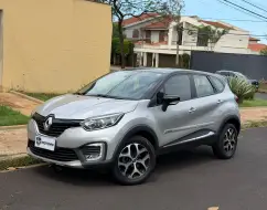 RENAULT CAPTUR 1.6 16V SCE FLEX INTENSE X-TRONIC RENAULT CAPTUR 1.6 16V SCE FLEX INTENSE X-TRONIC