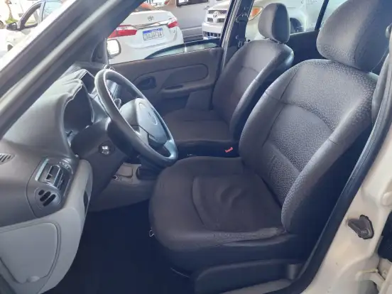 RENAULT-CLIO-2011