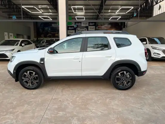RENAULT-DUSTER-2024