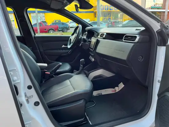 RENAULT-DUSTER-2024