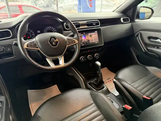 RENAULT-DUSTER-2021