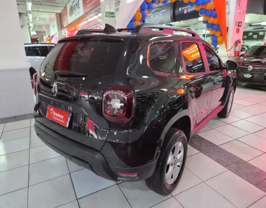 RENAULT-DUSTER-2023