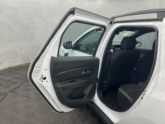 RENAULT-DUSTER-2025