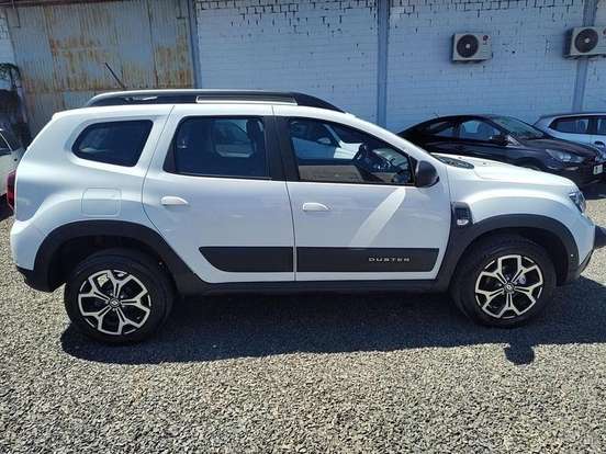 RENAULT-DUSTER-2020