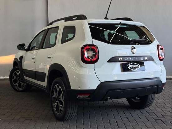 RENAULT-DUSTER-2022