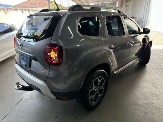 RENAULT-DUSTER-2021