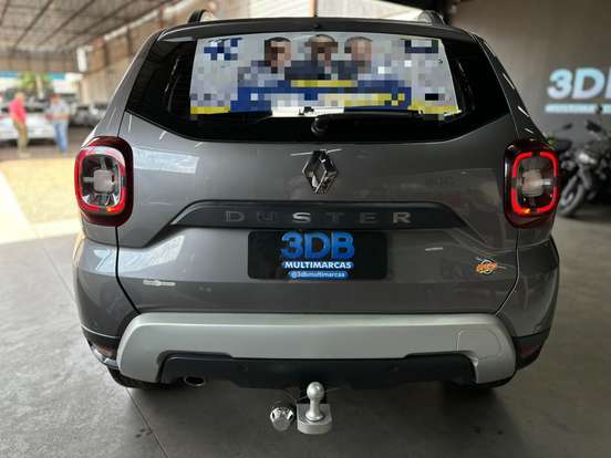RENAULT-DUSTER-2021