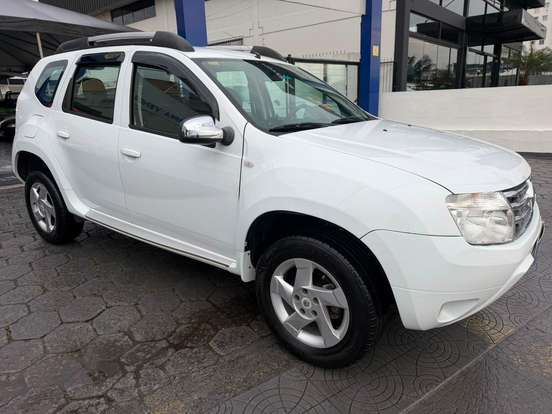 RENAULT-DUSTER-2012