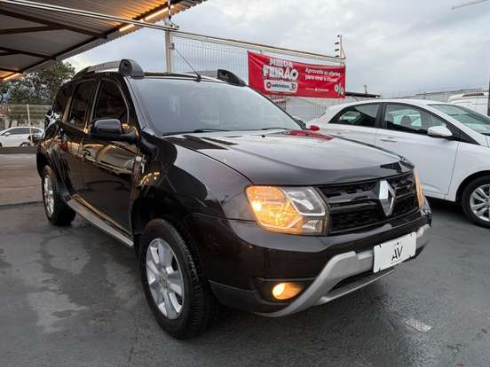 RENAULT-DUSTER-2015