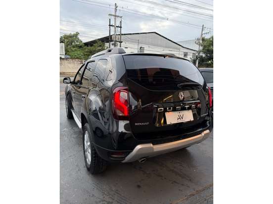 RENAULT-DUSTER-2015