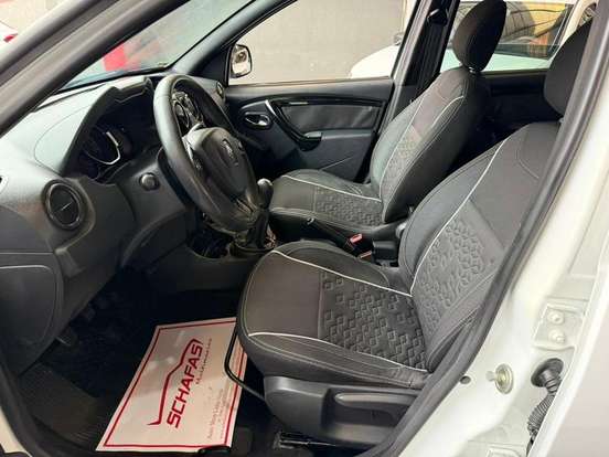 RENAULT-DUSTER OROCH-2017