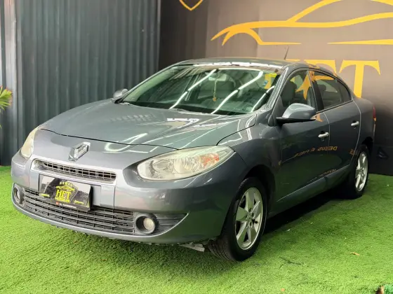 RENAULT FLUENCE 2.0 DYNAMIQUE 16V FLEX 4P AUTOMÁTICO