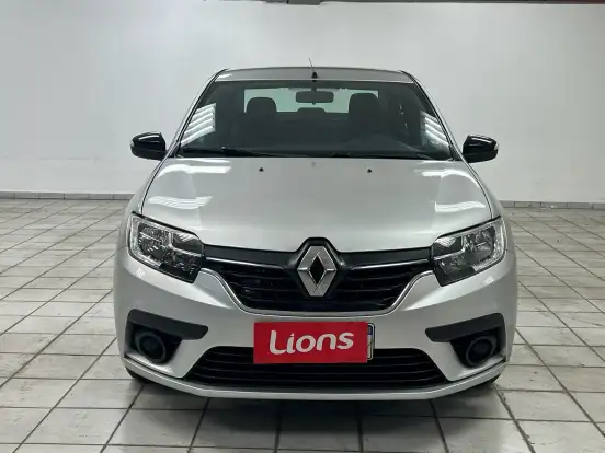 RENAULT-LOGAN-2024