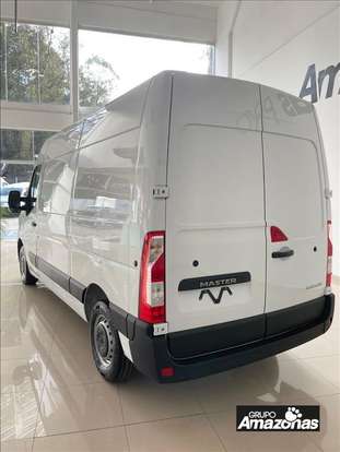 RENAULT-MASTER-2026