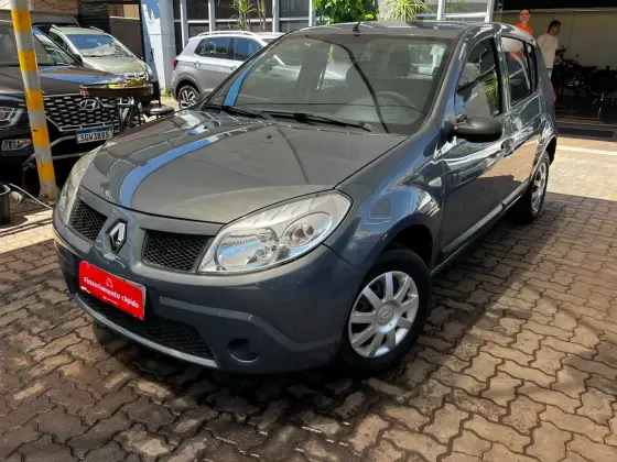 RENAULT SANDERO 1.0 AUTHENTIQUE 16V FLEX 4P MANUAL