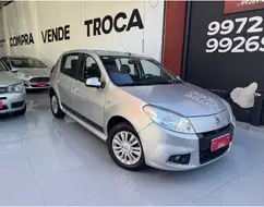 RENAULT SANDERO 1.6 PRIVILÉGE 16V FLEX 4P AUTOMÁTICO RENAULT SANDERO 1.6 PRIVILÉGE 16V FLEX 4P AUTOMÁTICO