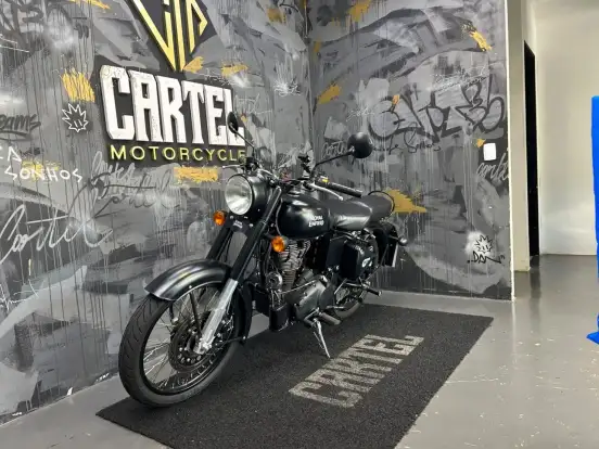 ROYAL ENFIELD-CLASSIC 500-2019