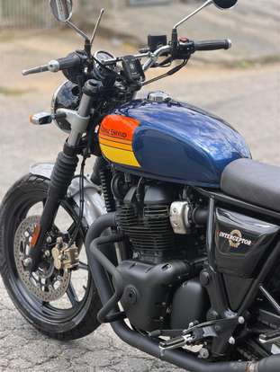 ROYAL ENFIELD-INTERCEPTOR-2024