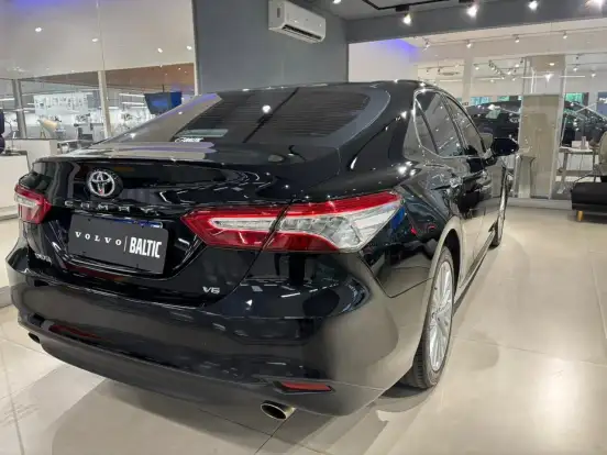 TOYOTA-CAMRY-3.5 XLE V6 24V GASOLINA 4P AUTOMÁTICO TOYOTA-CAMRY-2018