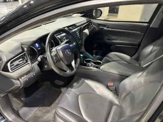 TOYOTA-CAMRY-2018