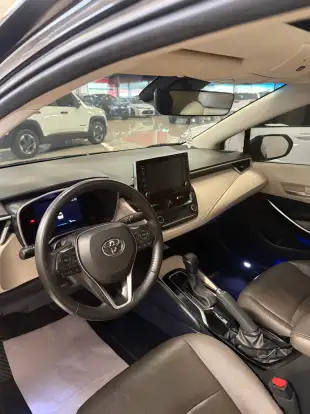 TOYOTA-COROLLA-2023