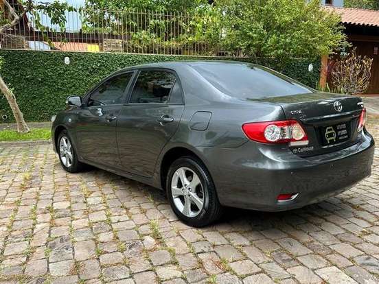 TOYOTA-COROLLA-1.8 GLI 16V FLEX 4P AUTOMÁTICO TOYOTA-COROLLA-2011
