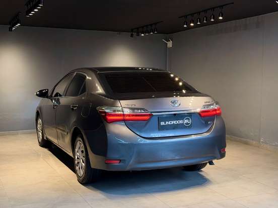 TOYOTA-COROLLA-2017