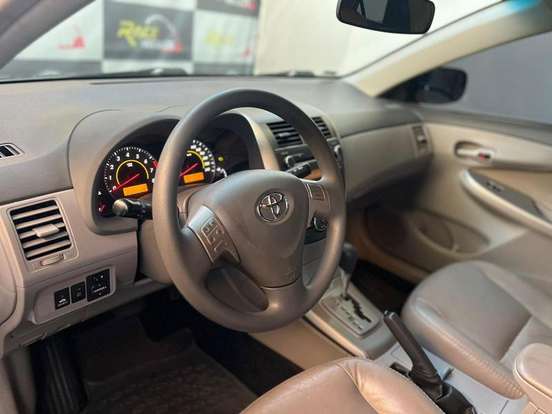 TOYOTA-COROLLA-1.8 GLI 16V FLEX 4P AUTOMÁTICO TOYOTA-COROLLA-2010