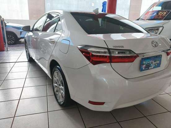 TOYOTA-COROLLA-2017