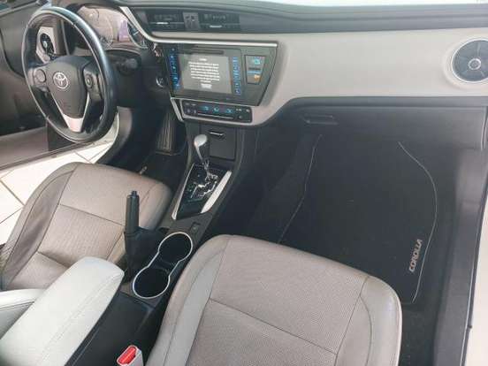 TOYOTA-COROLLA-2017