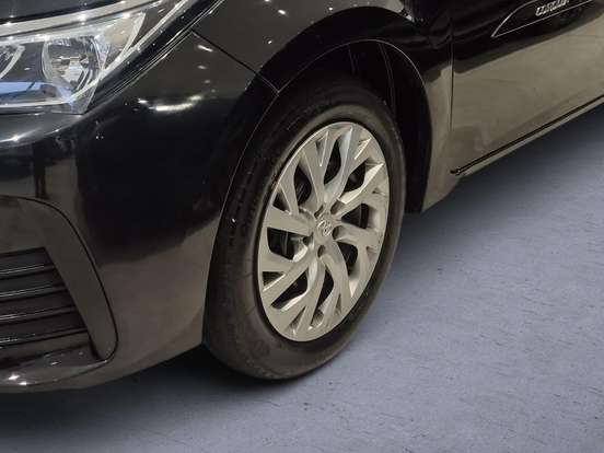TOYOTA-COROLLA-1.8 GLI UPPER 16V FLEX 4P AUTOMÁTICO TOYOTA-COROLLA-2017