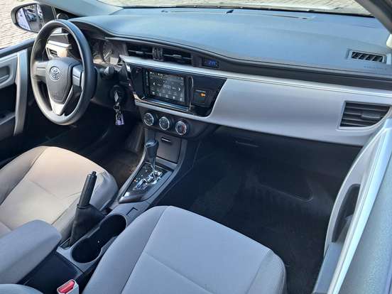 TOYOTA-COROLLA-2016