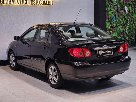 TOYOTA-COROLLA-2005