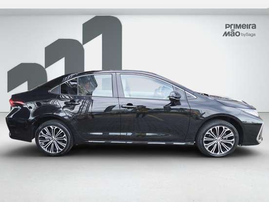TOYOTA-COROLLA-2021