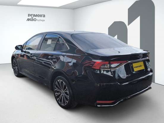 TOYOTA-COROLLA-2021