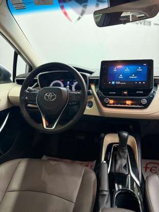TOYOTA-COROLLA-2023