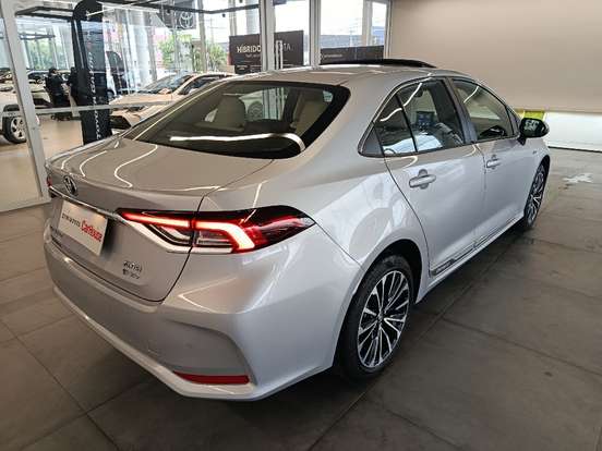 TOYOTA-COROLLA-2025