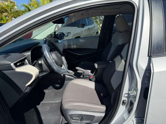 TOYOTA-COROLLA-2023
