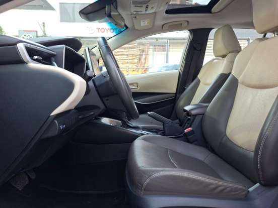 TOYOTA-COROLLA-2023