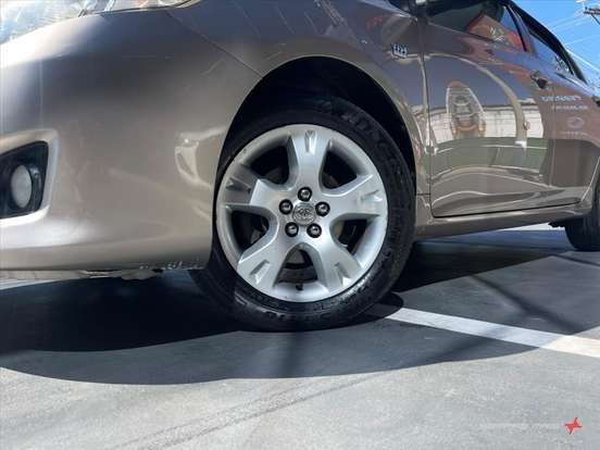 TOYOTA-COROLLA-2009