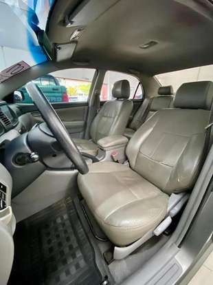 TOYOTA-COROLLA-2006