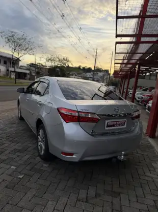 TOYOTA-COROLLA-2015