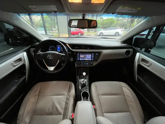 TOYOTA-COROLLA-2017