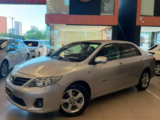 TOYOTA-COROLLA-2.0 XEI 16V FLEX 4P AUTOMÁTICO TOYOTA-COROLLA-2013