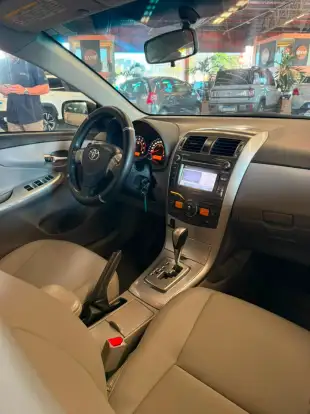 TOYOTA-COROLLA-2013