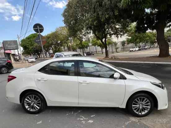 TOYOTA-COROLLA-2016