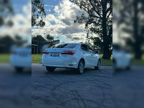 TOYOTA-COROLLA-2014